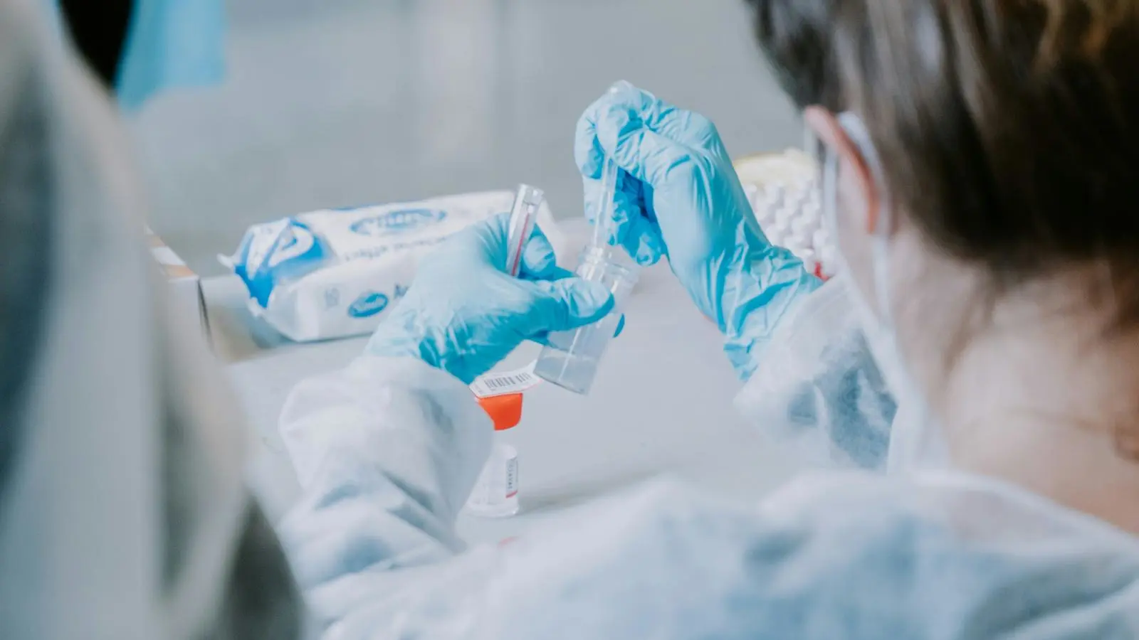 Is a Steel Fume Hood the Best Choice for Chemical Laboratories?