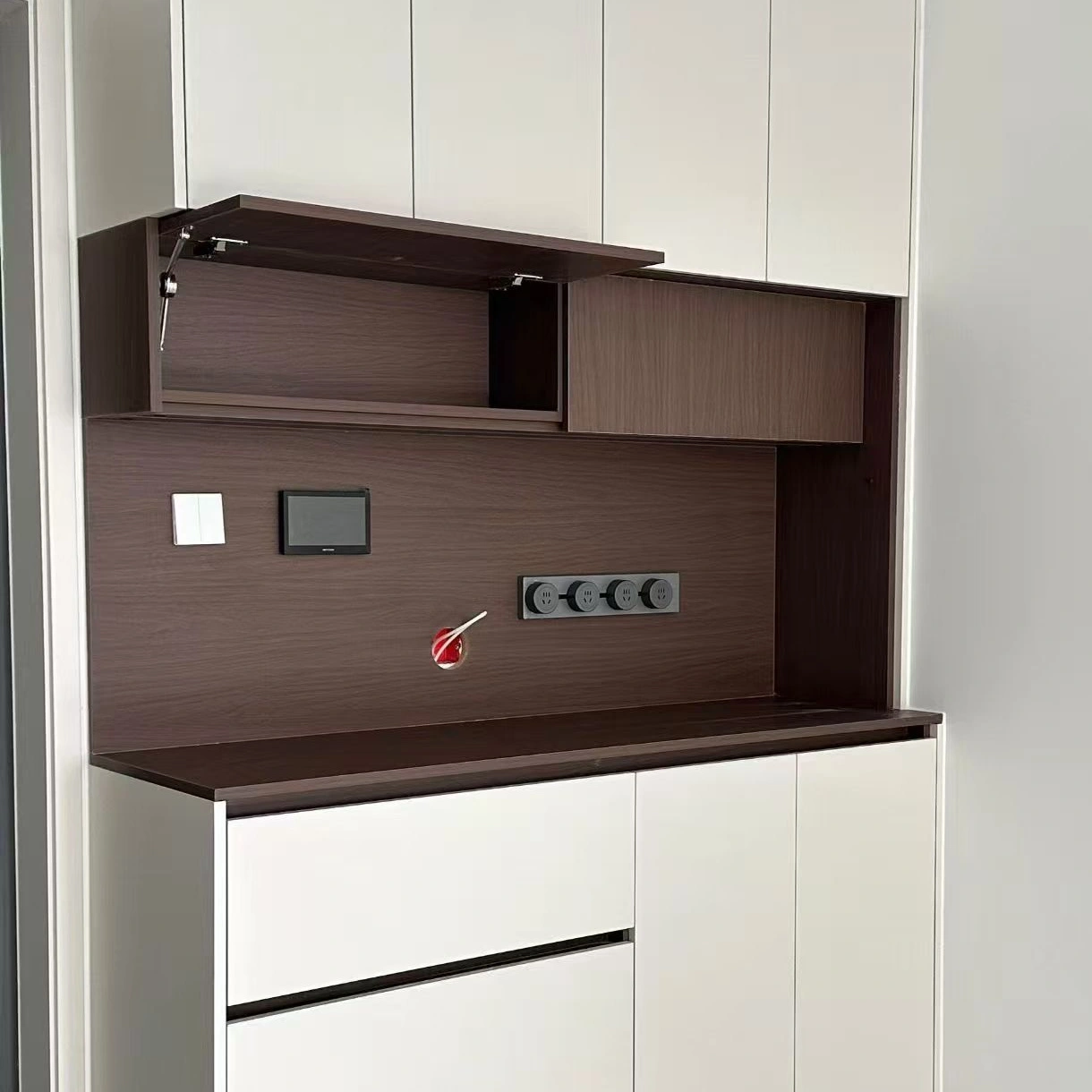ENNOR Bespoke Minimalist Two-Tone Dining Room Sideboard &amp; Smart Integrated Full-Height Storage System