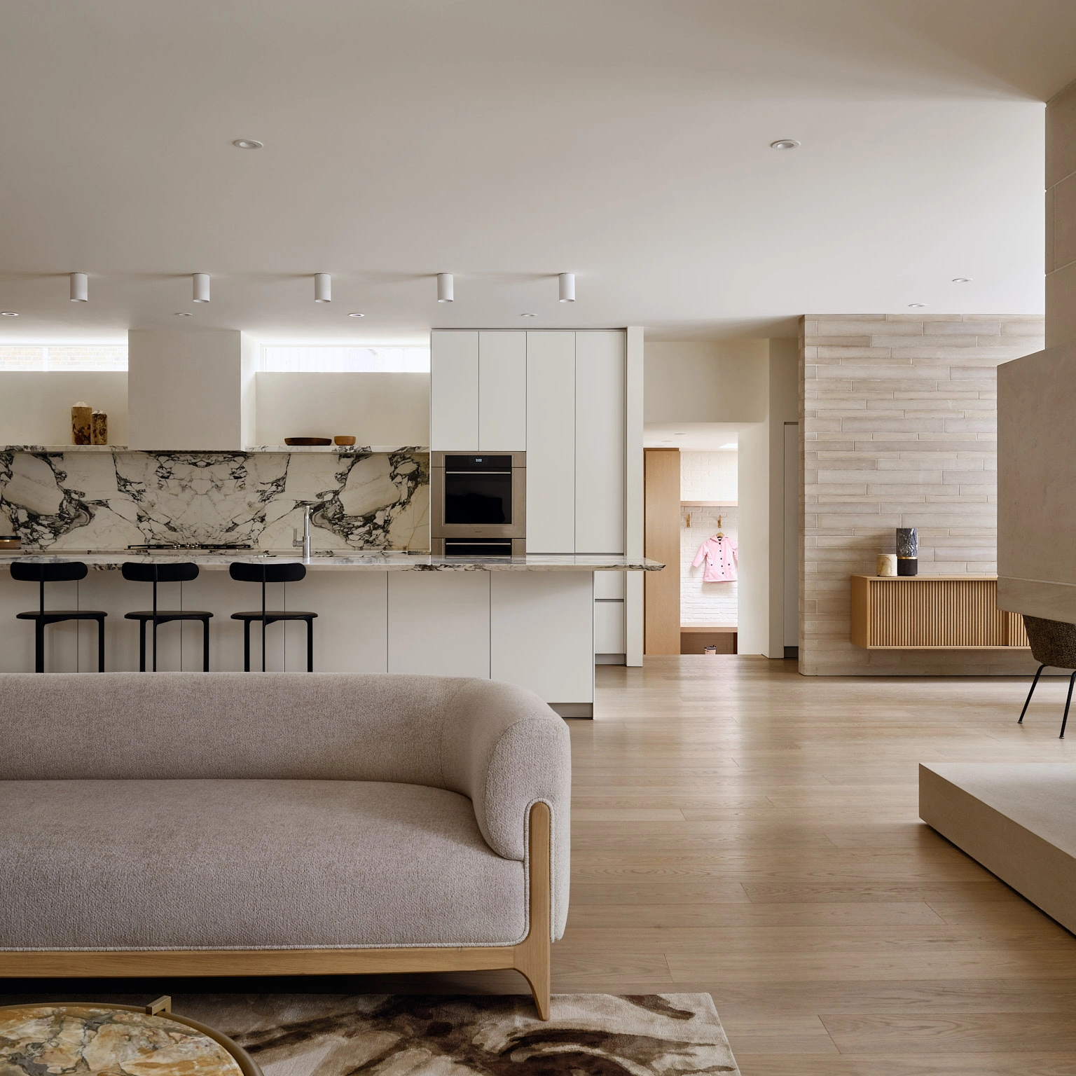 ENNOR Integrated Dining Room Cabinetry Wall &amp; Wholesale Sideboard System