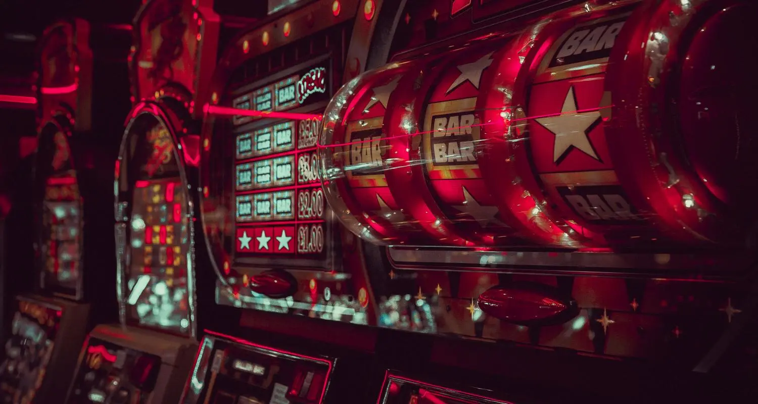 Proveedor mayorista de productos de casino con servicio OEM y personalizado