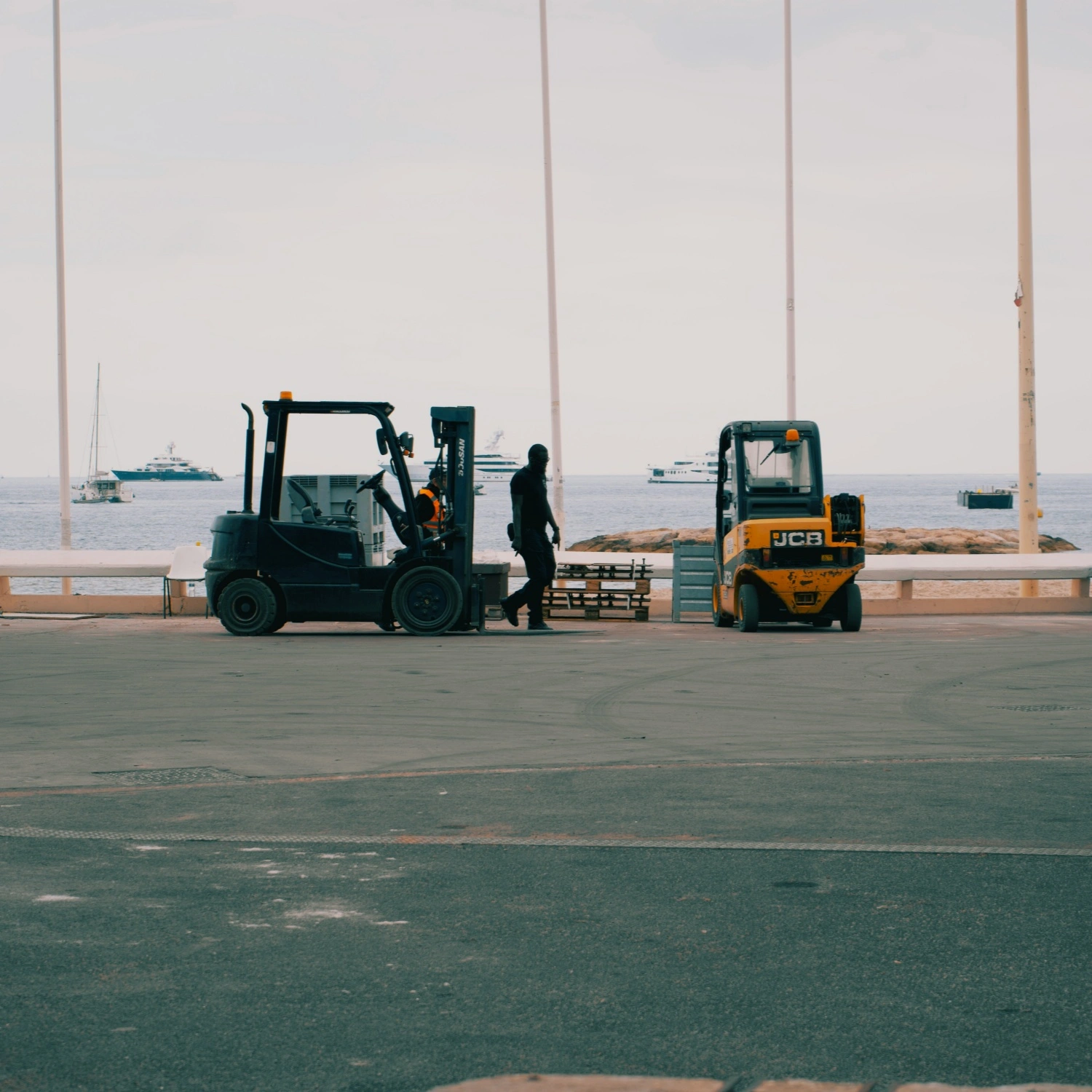 How Electric Pallet Jack Forklift Batteries Fail: Troubleshooting and Lifespan Extension Tips