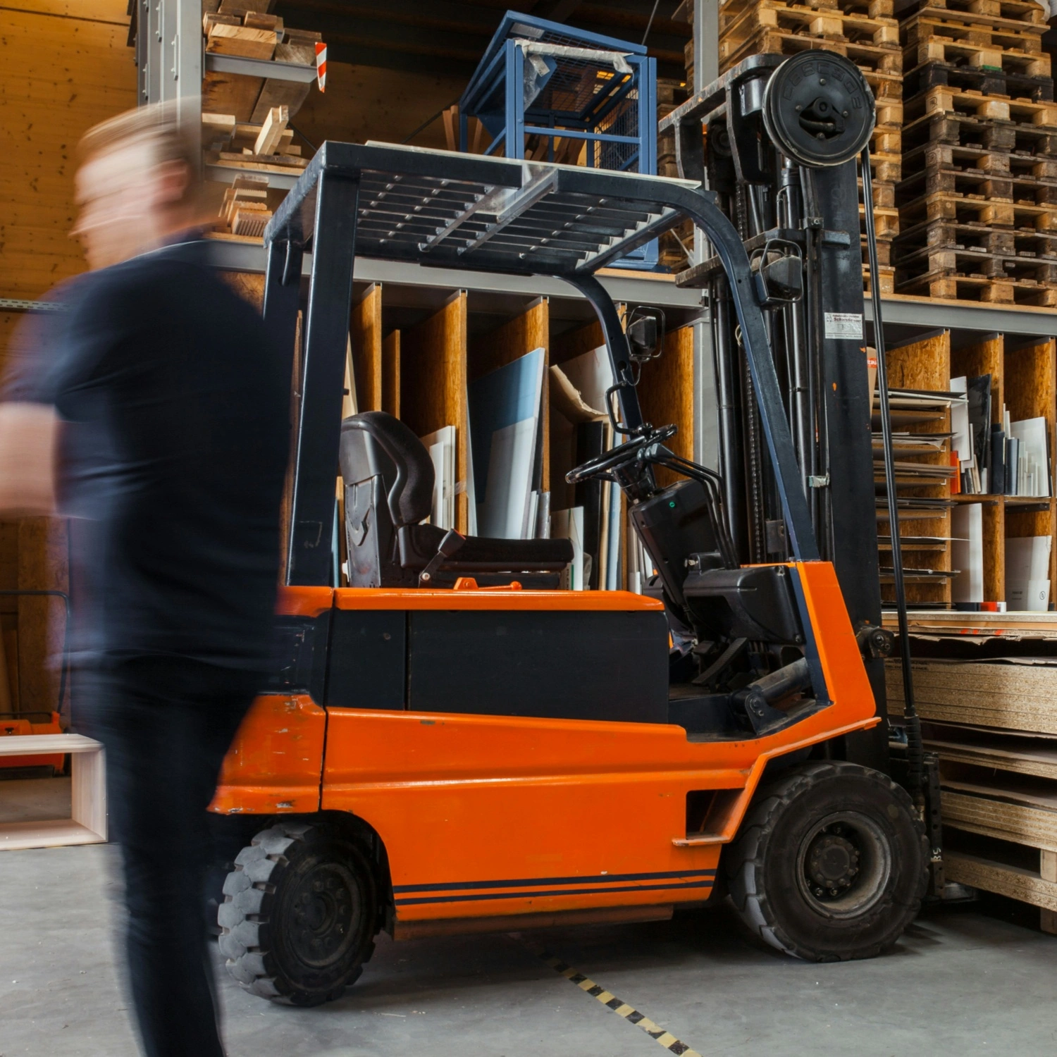 Apa itu Forklift Counterbalance? Panduan Pemilihan Utama untuk Pengendalian Bahan Industri