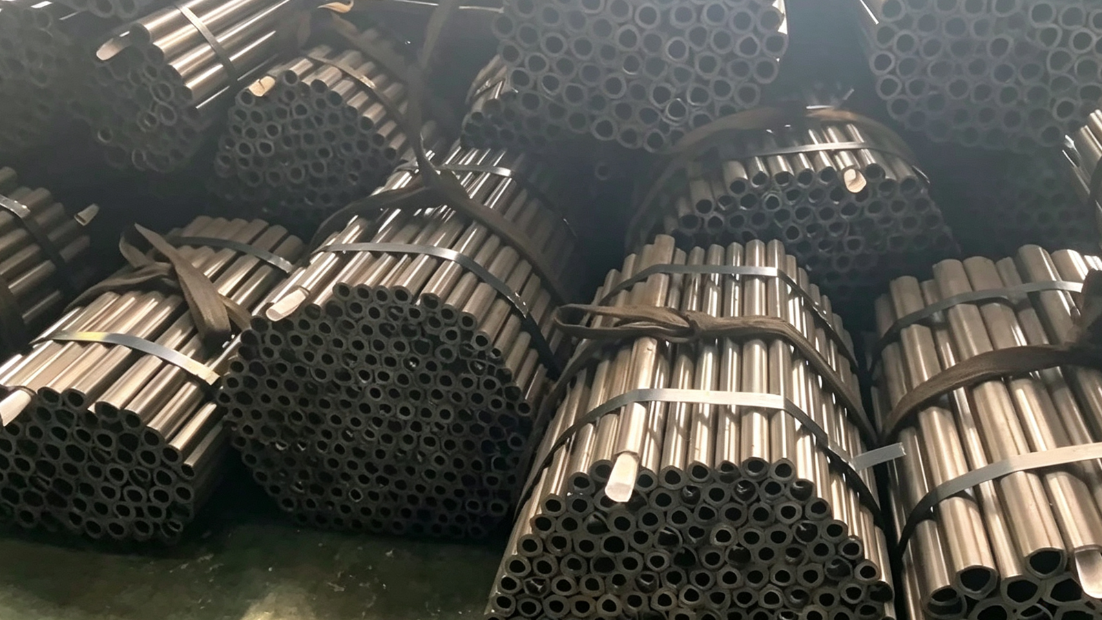 Why Precision Seamless Steel Tube Production Guarantees Project Success-2.png