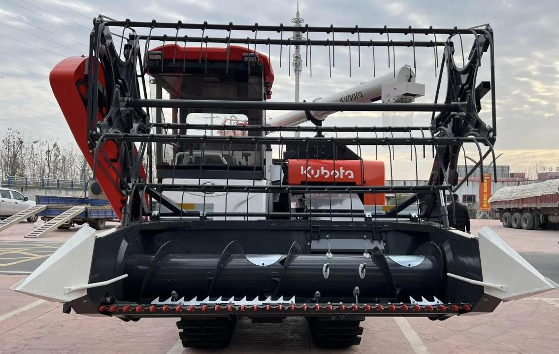 久保田系列履带款收割机_08_12.png