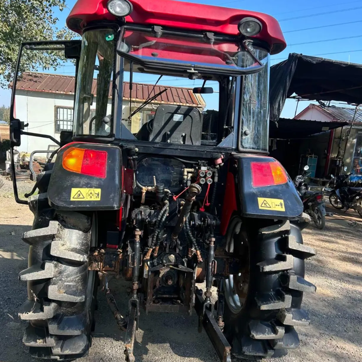 Tracteur Dongfeng DF904-9 90 CV 4RM | Rail commun haute pression Chine IV