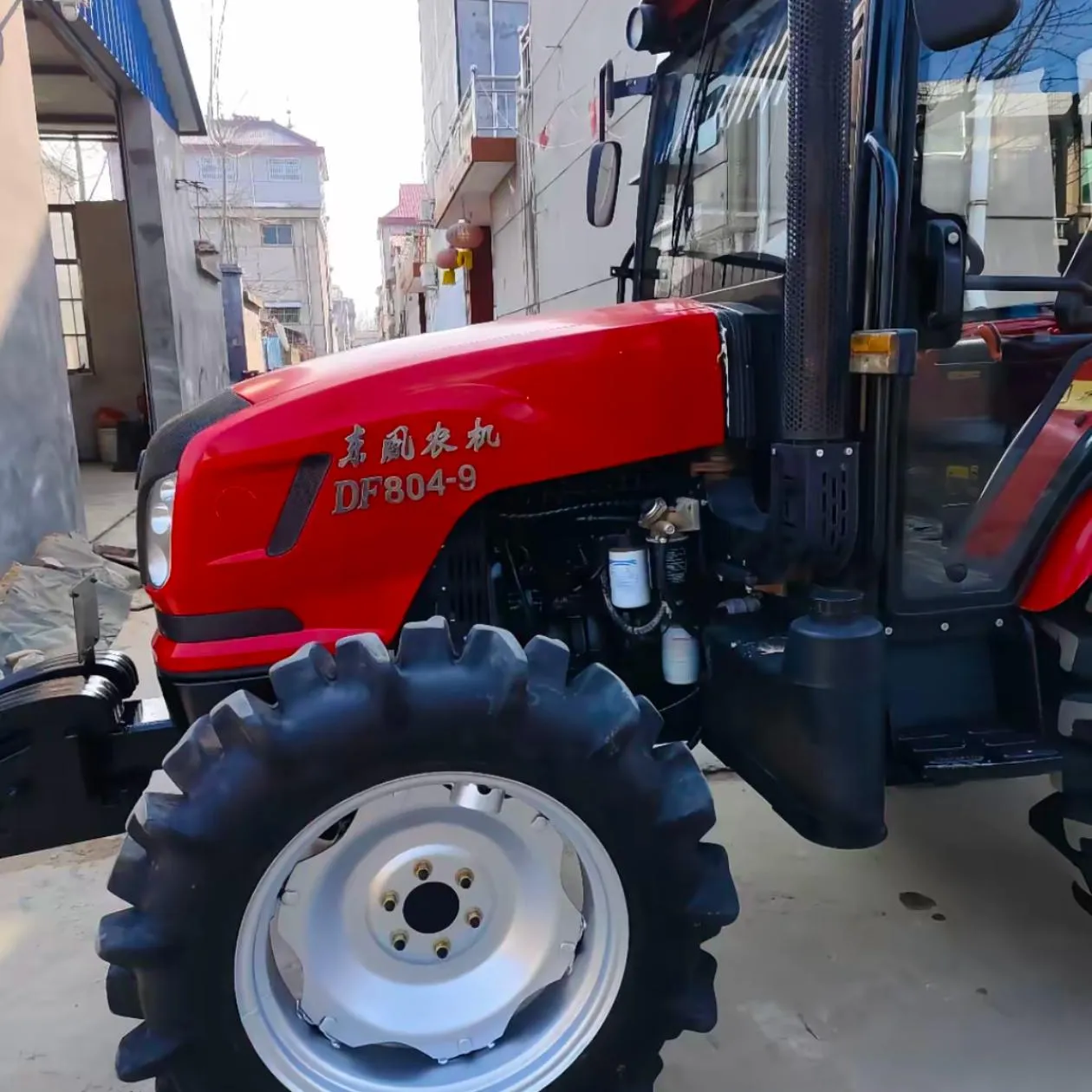 Tracteur utilitaire agricole Dongfeng DF804-9 80 CV 4RM | Conforme à la norme Chine IV