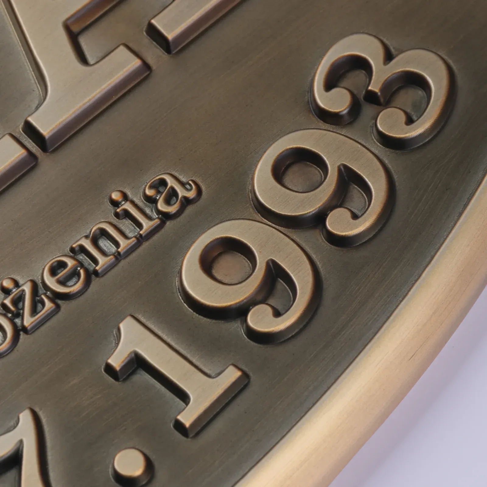 Custom Embossed Aluminium Plaque | Antik Bronz Arkitektonisk Skilt