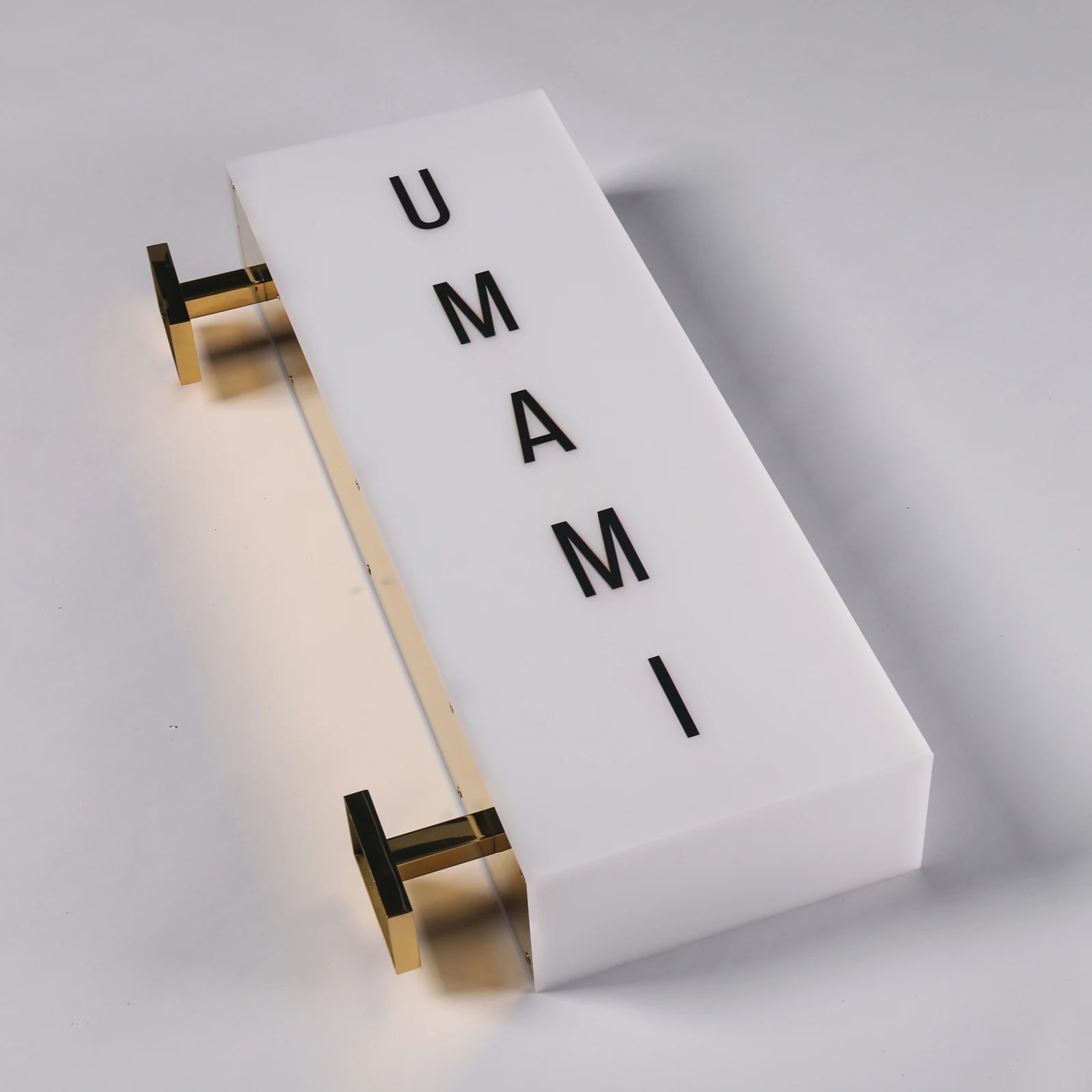 uv-printed-acrylic-light-box-surface-detail.webp