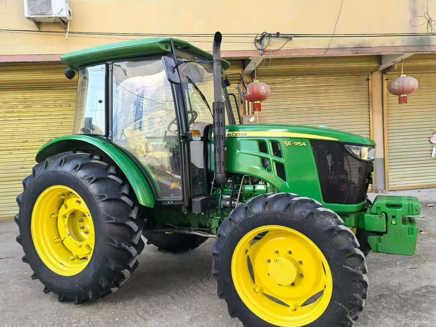 John Deere 954 95PS Allrad-Landwirtschaftstraktor