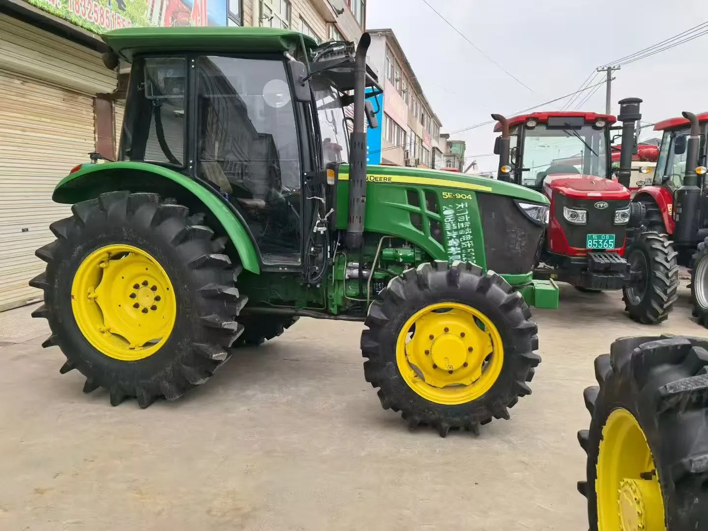 John Deere 904 90PS 4WD Landwirtstraktor