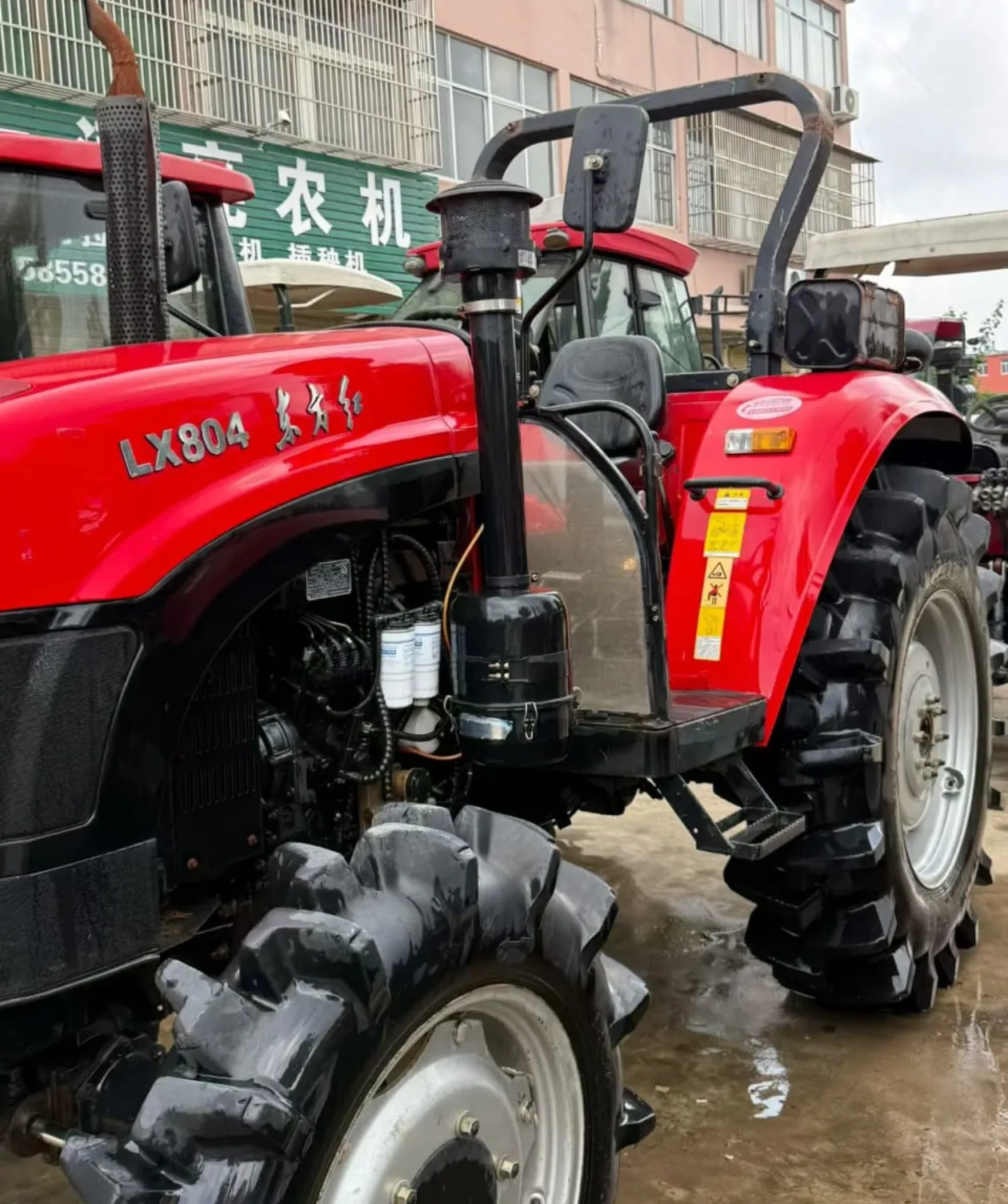 Máy kéo 4 bánh dẫn động Dongfanghong LX804 | Máy kéo nông nghiệp 80 mã lực được tái chế