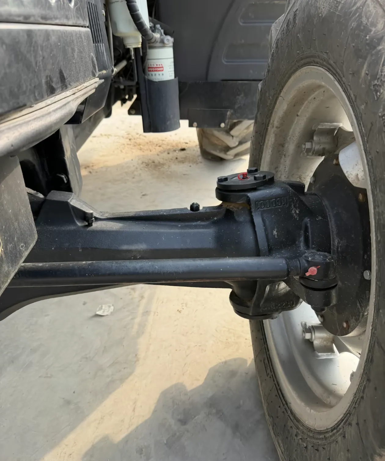 Traktor 4WD Dongfanghong LY1404 | Traktor Pertanian 140HP yang Diperbaharui