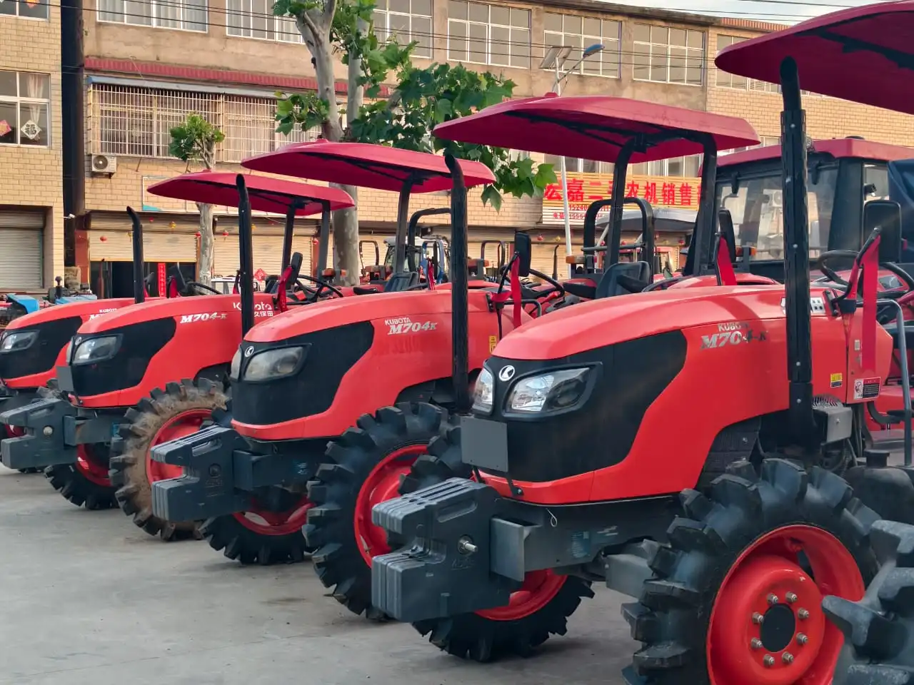 Traktor Kubota: Solusi Kuat dan Andal untuk Pertanian Modern