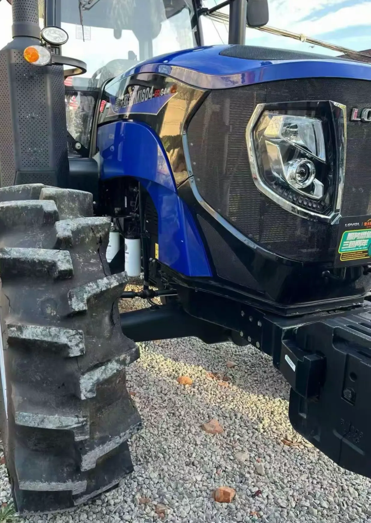Traktor 4WD LOVOL Euro M1604-5R | Traktor Pertanian 160HP yang Diperbaiki