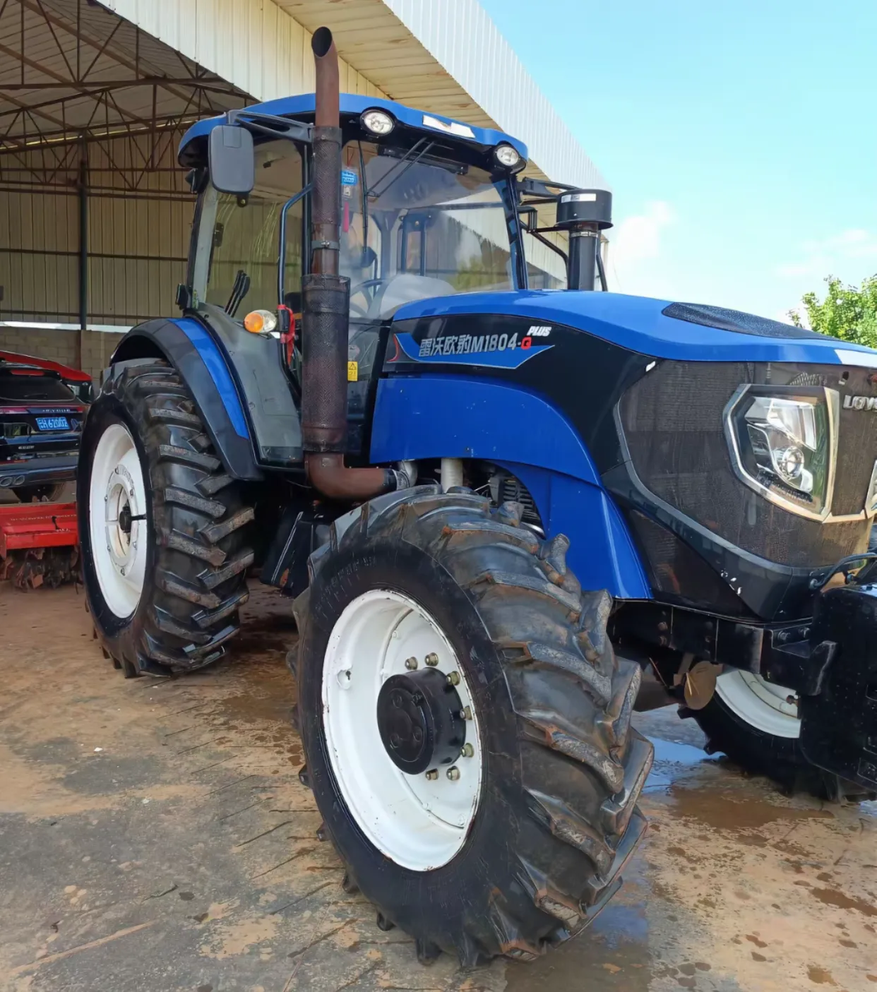 Traktor 4WD LOVOL Euro M1804-Q | Traktor Pertanian 180HP yang Diperbaharui