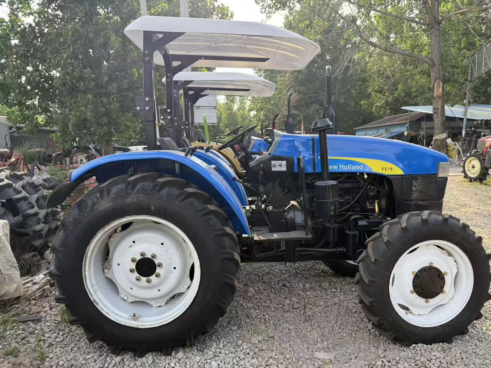 New Holland TT75（5）.jpg