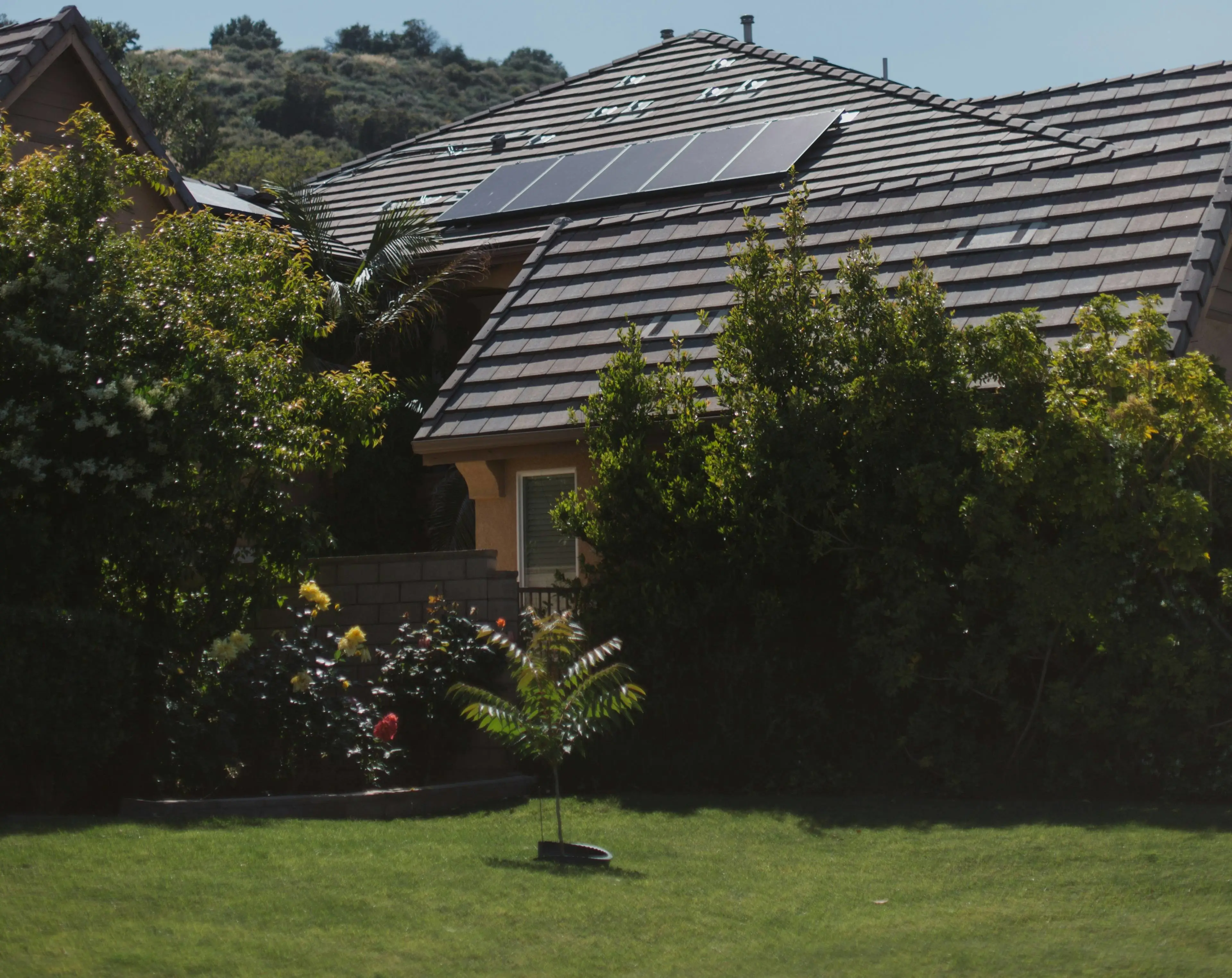 Smart Distributed Solar Power Project Solutions