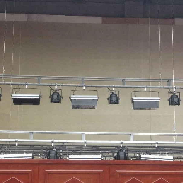 Complete podiumverlichtingsoplossing voor de multifunctionele zaal van de Gemeentelijke Partijschool van Wuhai