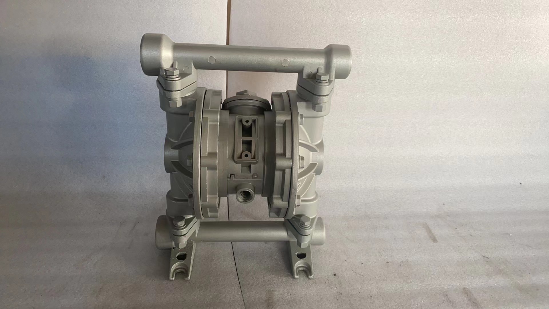 Aluminum alloy pneumatic diaphragm pump 5.jpg