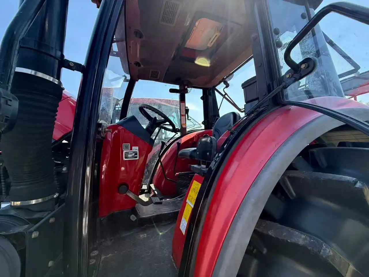 Trator Dong-Fang-Hong LY1204d 4WD | Trator Agrícola YTO 120HP