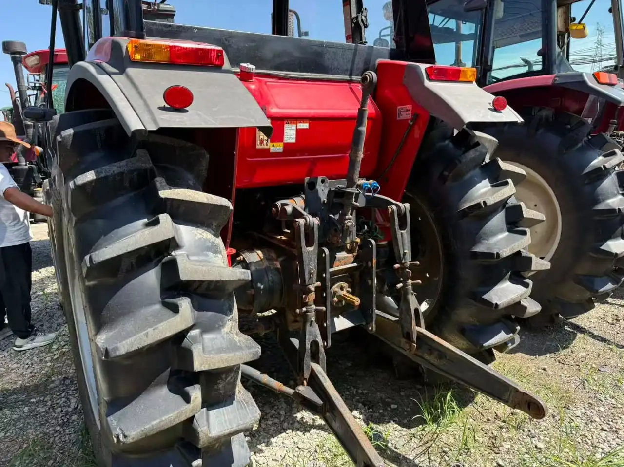 Trator Dong-Fang-Hong LY1204d 4WD | Trator Agrícola YTO 120HP