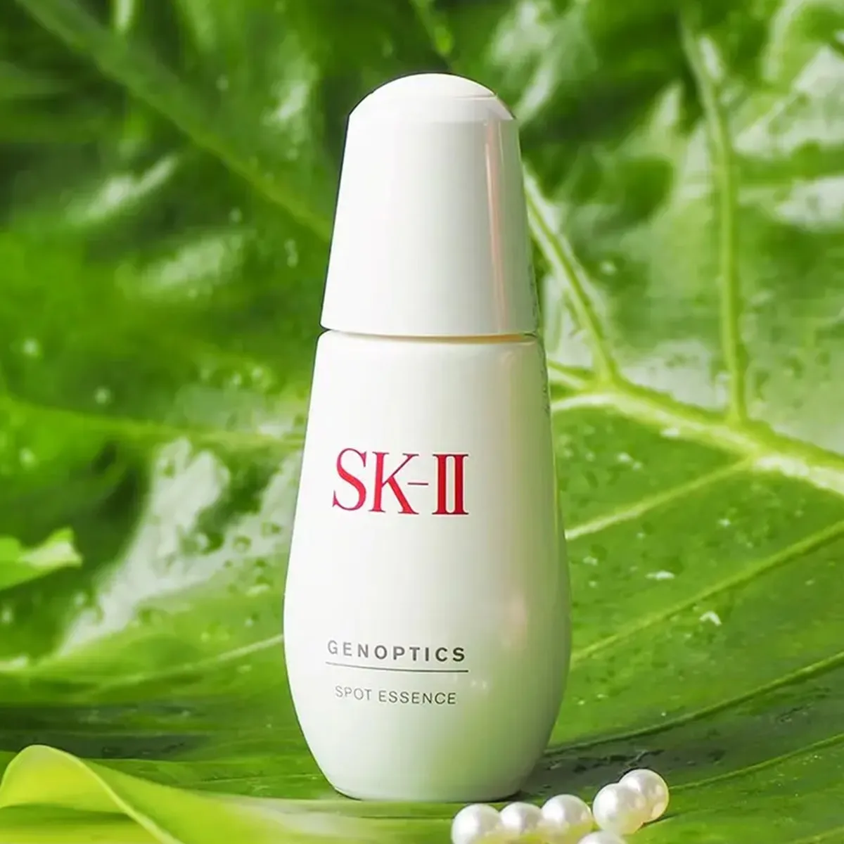 SK-II Genoptics Spot Essence