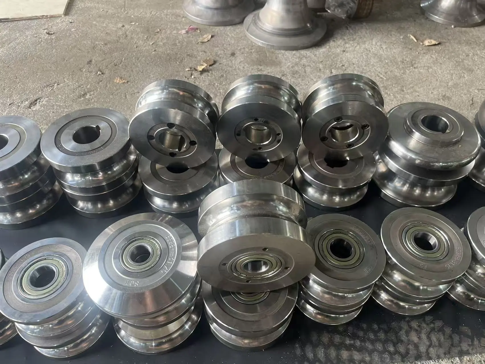 Customized Stainless Steel Round Pipe