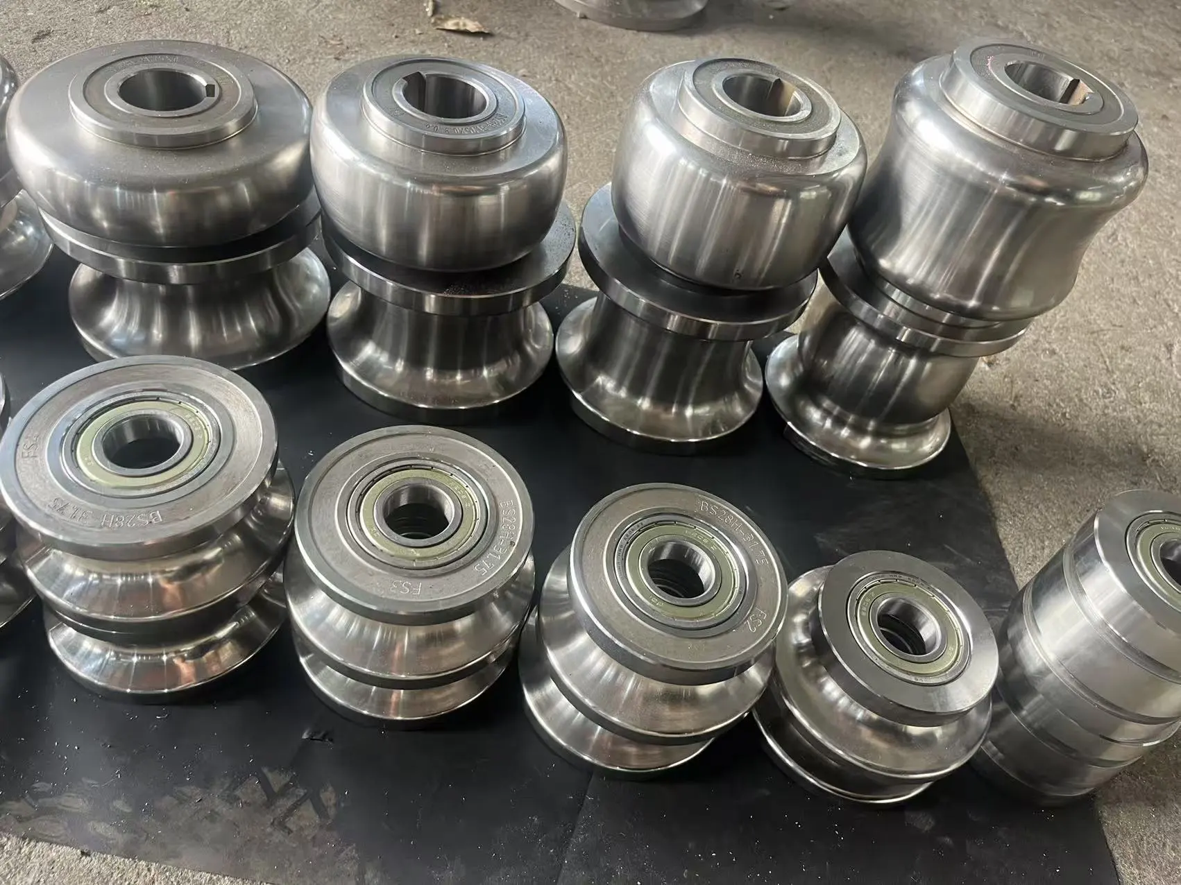 Customized Stainless Steel Round Pipe