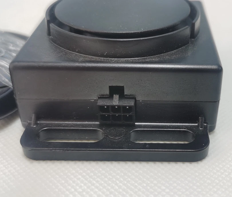 Báo chống trộm tiêu chuẩn quốc gia cho xe máy điện Emma, bộ định vị GPS chống trộm, loại nhựa, áp dụng cho điện áp 48V-72V, trọng lượng 0,3 kg, hệ thống dây điện 6/10 lỗ.