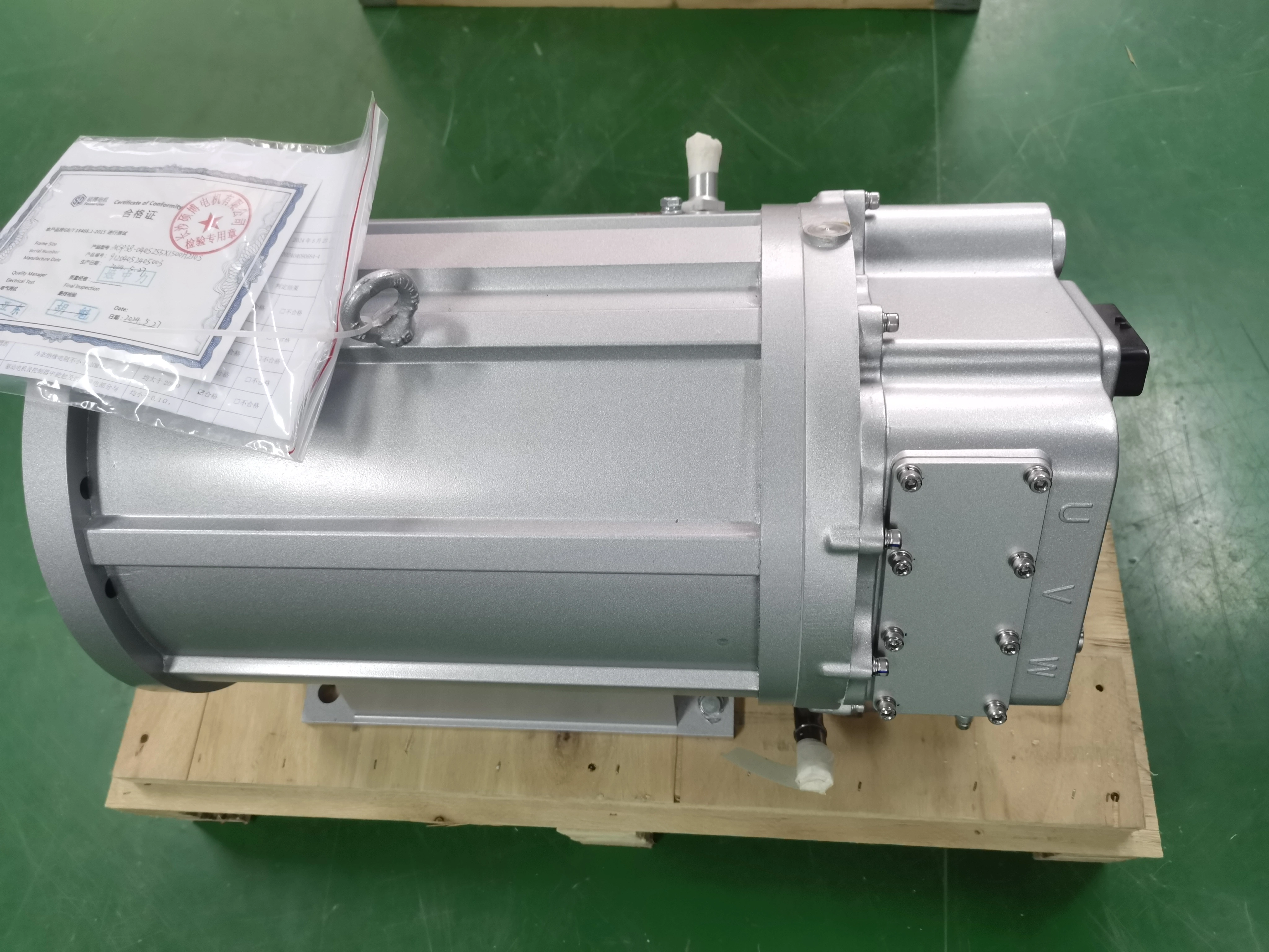 Air Cooled DC Car Motor IP67 20KW 540V DC 1400Rpm Integrated Motor with Can Bus Communication