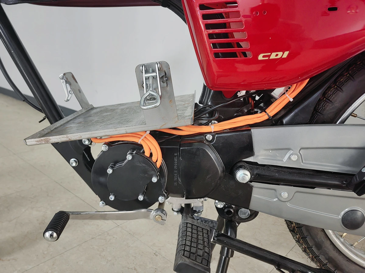 Xe máy điện 72V 3000W tốc độ cao 120kmh