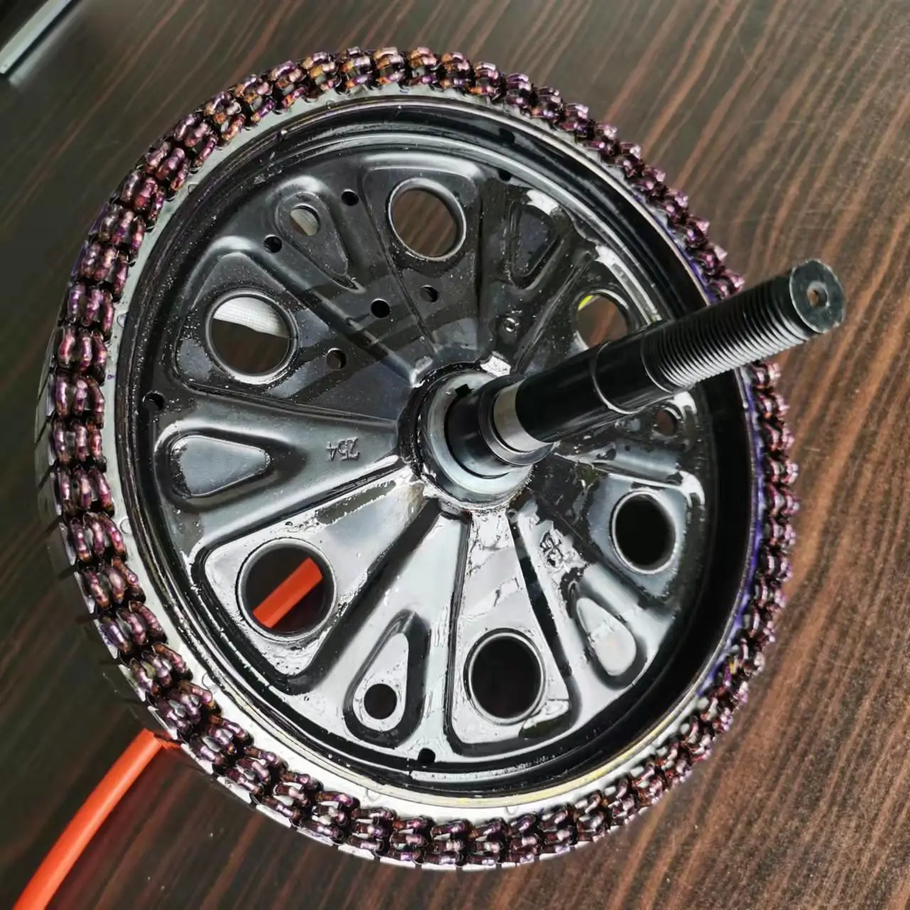 Động cơ bánh xe phanh đĩa 2000W trục đôi nan hoa 17 inch 18 inch Ebike