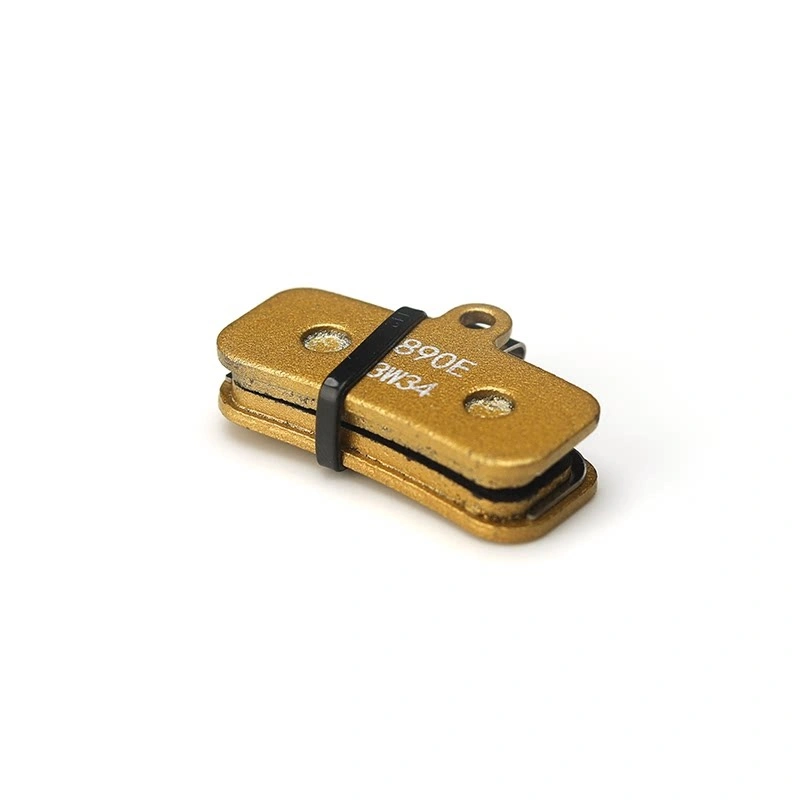 Phanh giảm tiếng ồn bằng kim loại màu vàng đồng cho cả phía trước và phía sau dành cho xe Light Bee của hãng Qiu Long