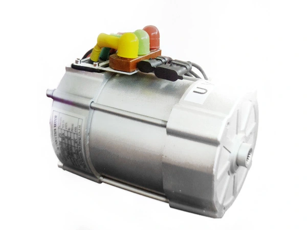 động cơ giảm tốc hộp số xoay chiều mô-men xoắn cao 72V 7.5kw động cơ xe điện ba pha mới