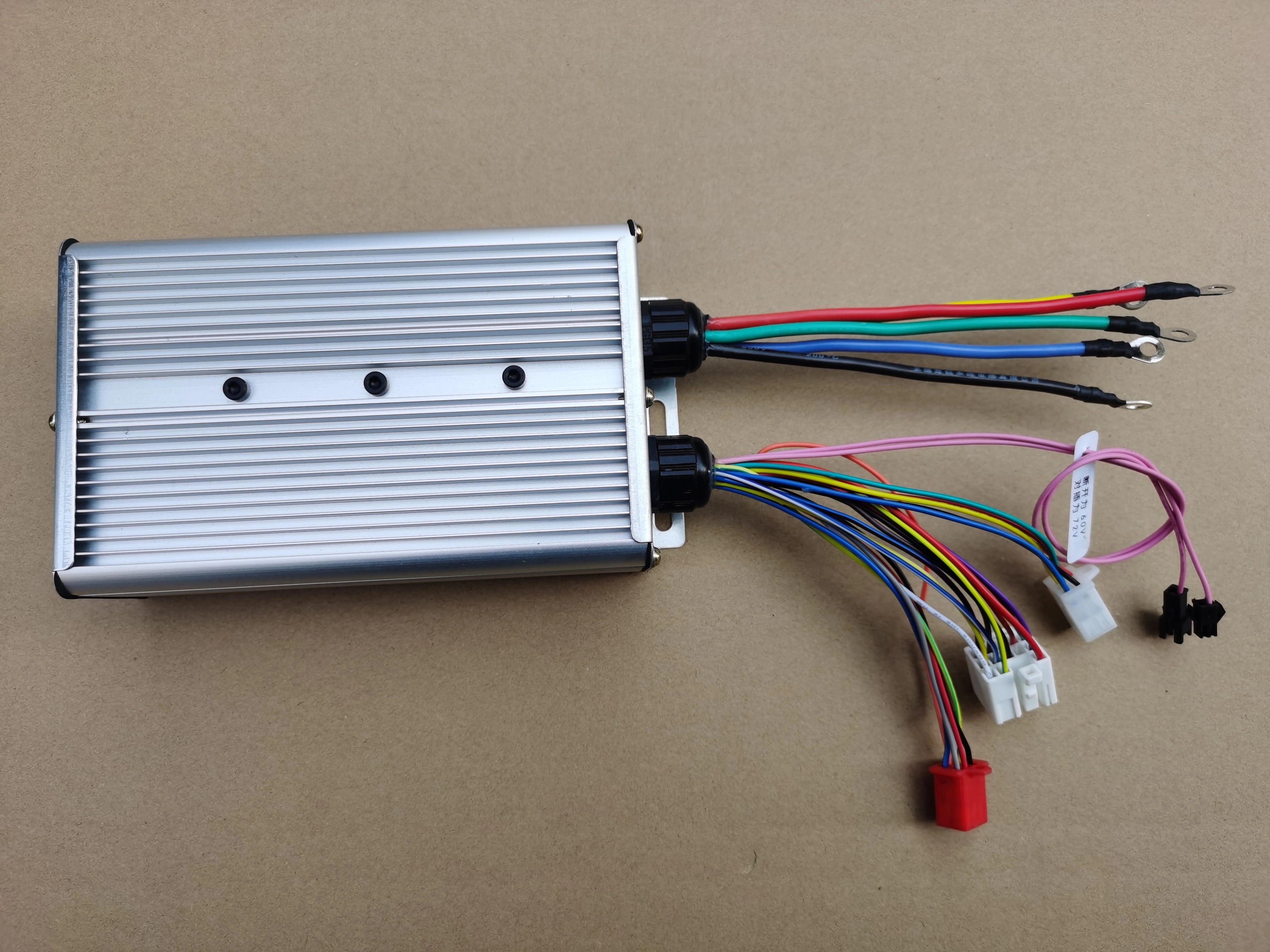 Nhà máy bán trực tiếp 48v 1000w xe máy điện bộ điều khiển không có động cơ