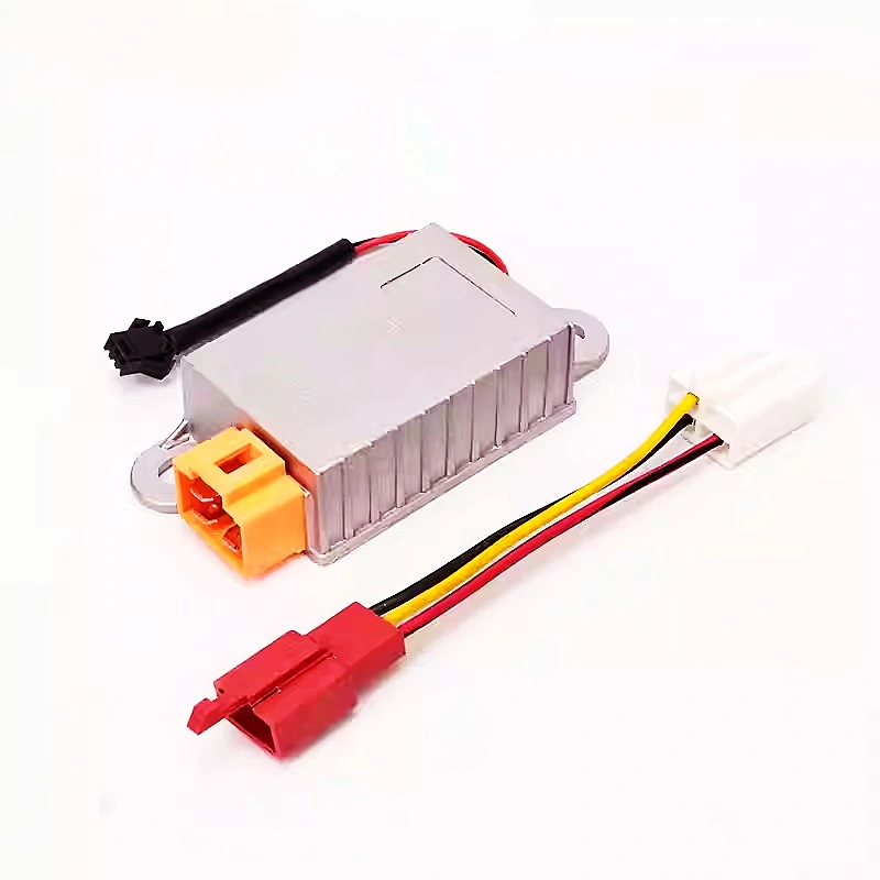 Bộ chuyển đổi áp xe điện 48/60/72V xuống 12V 8A 4 lỗ 3 dây chống nước dùng cho xe điện