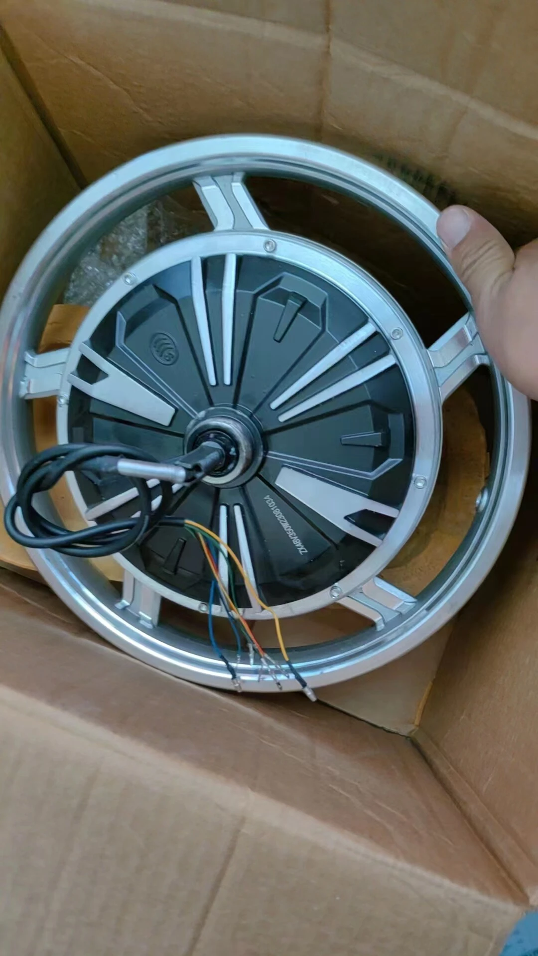Electric Vehicle Hub Motor 14X2.50 350W 48V Pure Copper Brushless Drum Brake DC Motor